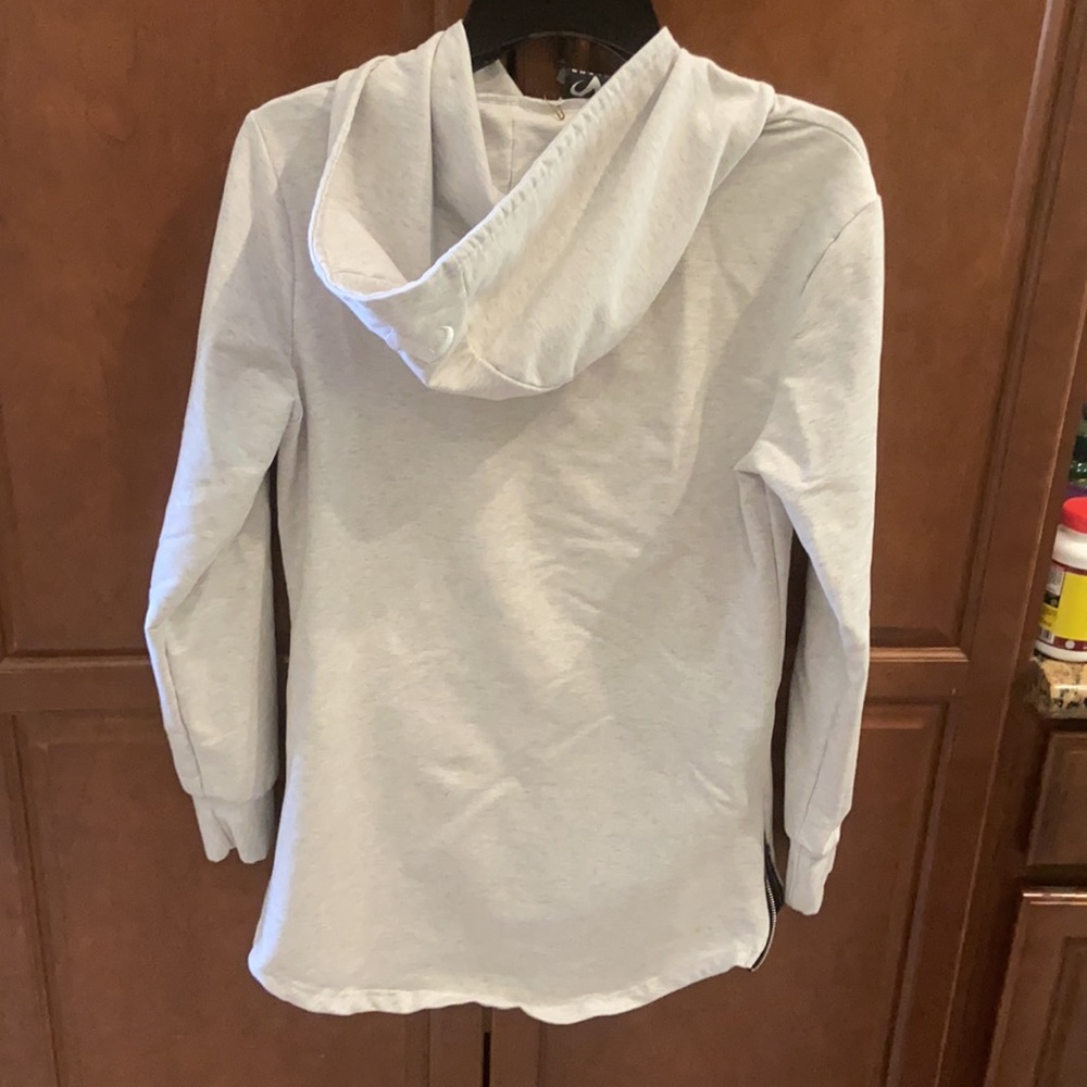 Valens Sweatshirt - Picture 2 of 2